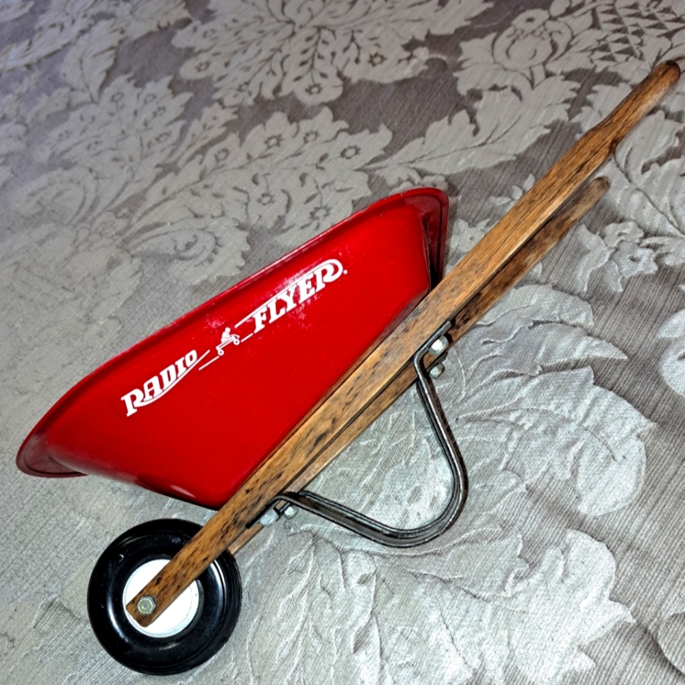 Radio flyer small wheelbarrow.